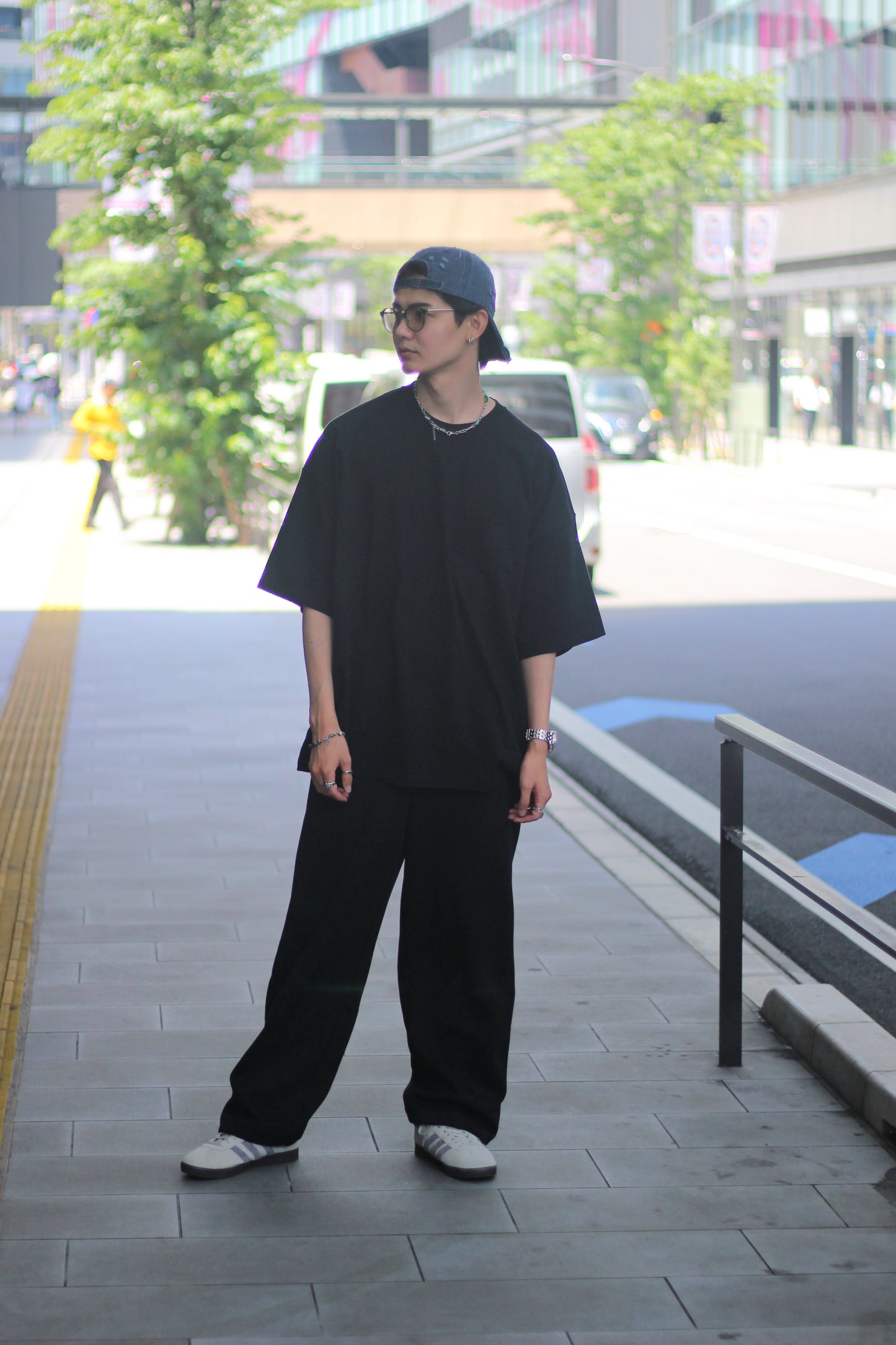 Oversized Embroidered Tee - Black